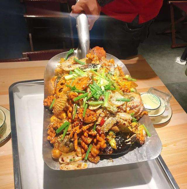黑山手抓海鲜加盟